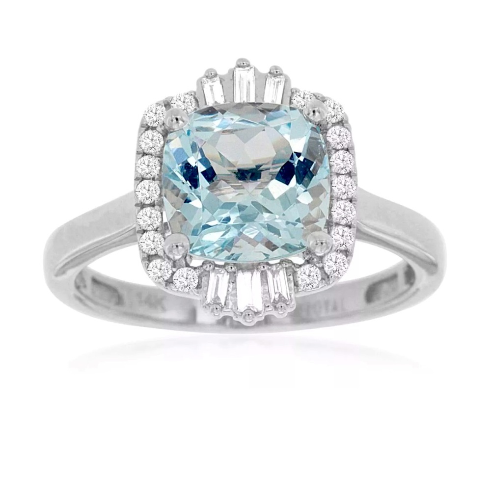 AQUAMARINE & DIAMOND RING